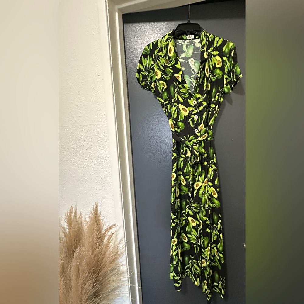 Aritzia Dress XS NWOT
